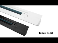 A quattro vie del sistema ferroviario di illuminazione della pista del rame del quadrato incastonato