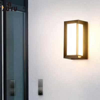 La parete moderna a prova d'umidità del LED accende 18W per il cortile all'aperto