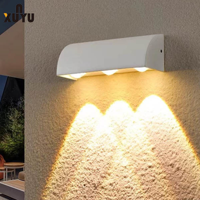 La parete moderna luminosa del LED accende 3W/9W impermeabile fuori delle luci della parete